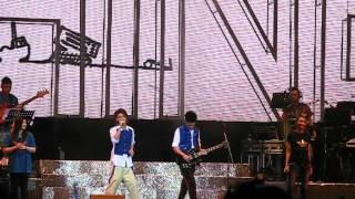 Shine演唱會2012 - 一一 YouTube 影片