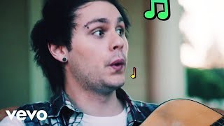 5 Seconds of Summer - She's Kinda Hot YouTube 影片